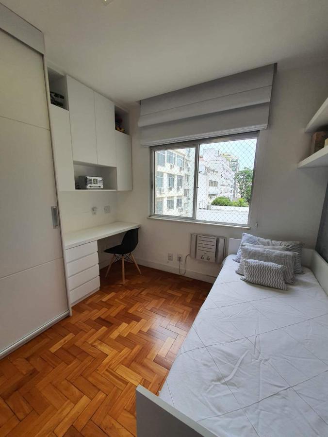 Arpoador Comfort: Beachside Apartment with Fiber Internet Rio de Janeiro Exterior photo